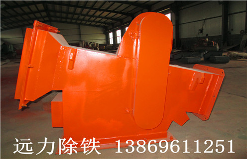 管道除鐵器，河北管道式除鐵器_河北管道式除鐵器應(yīng)用安裝示意圖型12000高斯_可定制工作原理